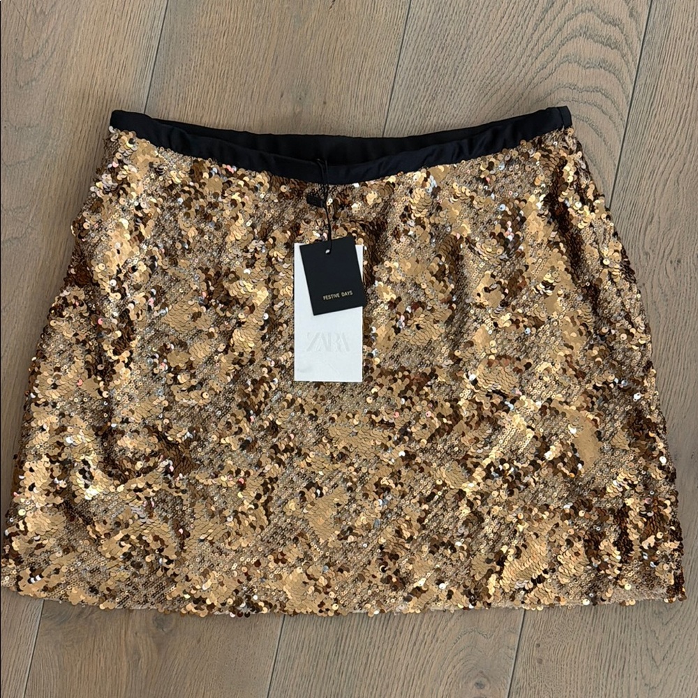 ZARA Gold Sequin Mini Skirt with Black Waistband